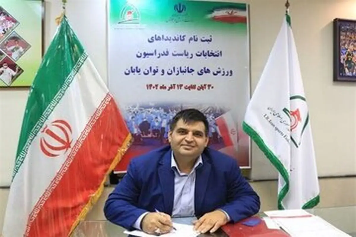 حسین رضازاده در بیمارستان بستری شد

