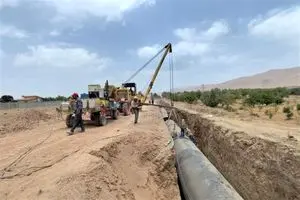 یک وعده عجیب : آب خلیج فارس دو سال دیگر به یزد می‌رسد