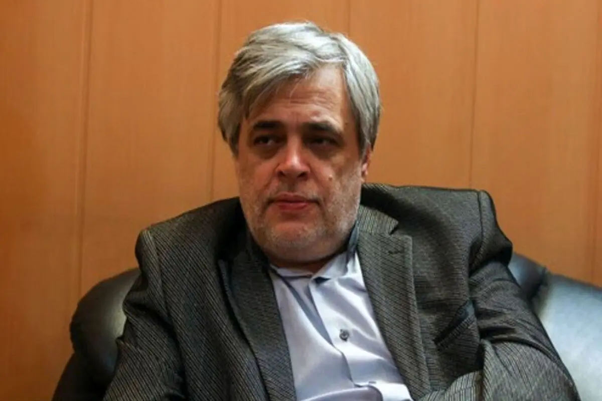 کنایه مهاجری به افزایش تعداد نمایندگان مجلس: 40 شاسی بلند بیشتر لازم است/ عکس

