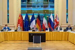 
اروپا در تردید؛ دیپلماسی هسته‌ای یا حمایت از مکانیسم ماشه؟!
