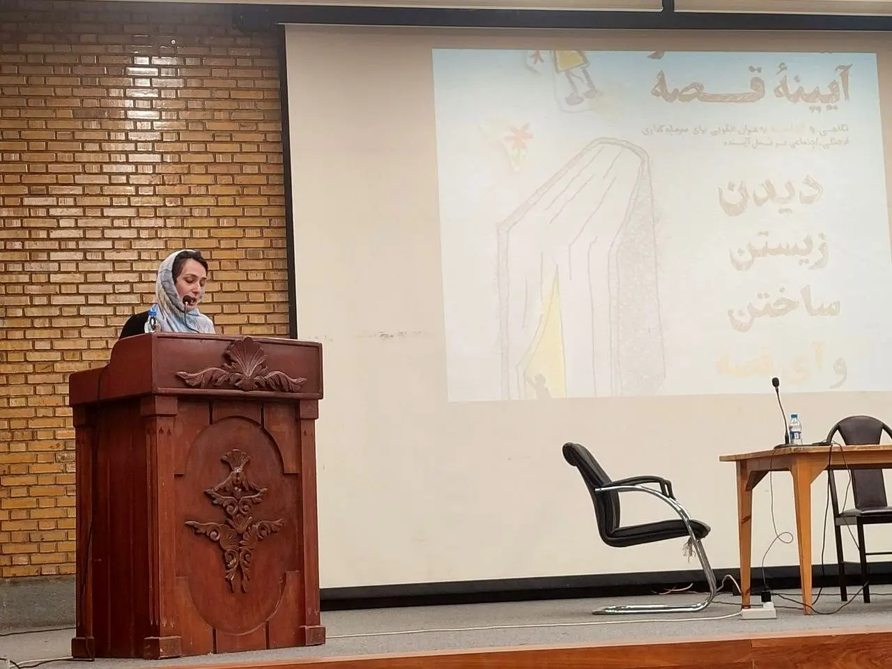 پوریا عالمی: قصه، زبان کودکانه‌ توسعه انسان امروز است