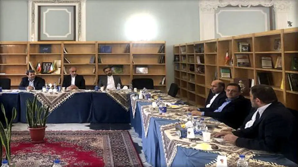 نشست رئیس سازمان سینمایی با سخنگوی وزارت امور خارجه و سفرای ایران در هفت کشور