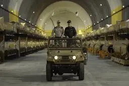 فاینشنال تایمز از شهرهای موشکی ایران در یزد و کرمانشاه گزارش داد 