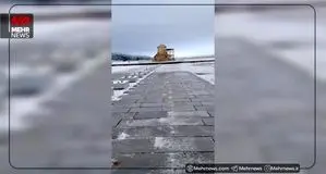 تصویر تماشایی از بارش برف در آرامگاه کوروش