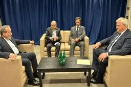 عراقچی با همتای اوکراینی دیدار کرد / پیام کاهش تنش 