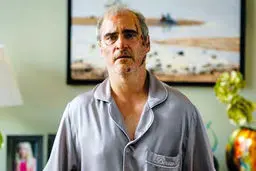 اعمال شاقه با طعم سورئال