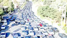 چشمای منتظر به پیچ جاده