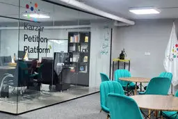 دولت شکایت مستقیمی از «کارزار» نکرده است/ امیدوار به تجدید نظر از سوی مقامات قضایی هستیم