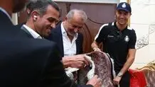 رونالدو فرش اهدایی پرسپولیس را در خانه‌اش پهن کرد/ عکس