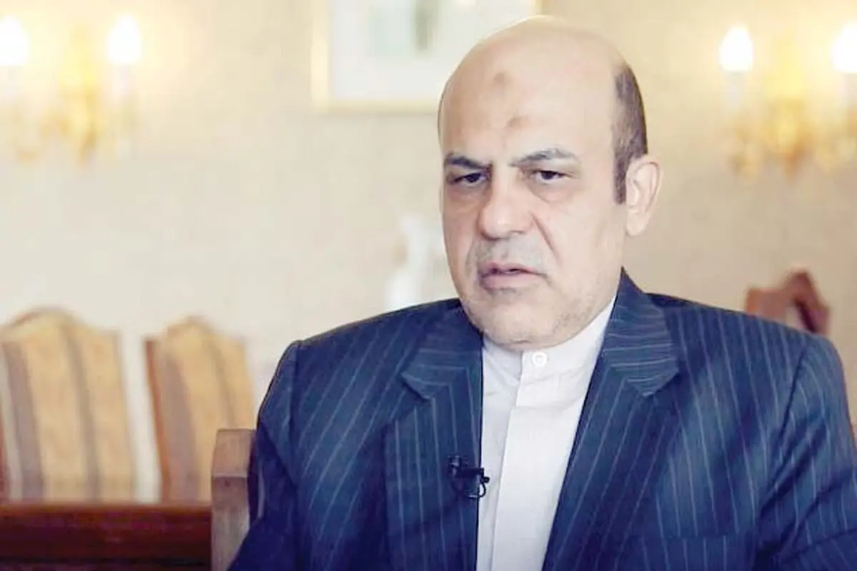 حواشی «اکبری»