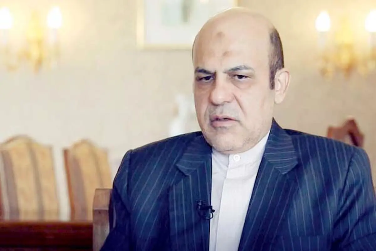 حواشی «اکبری»