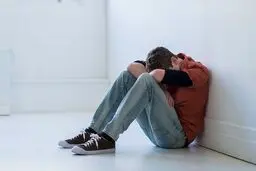 افسردگی در نوجوانان چه علائمی دارد؟
