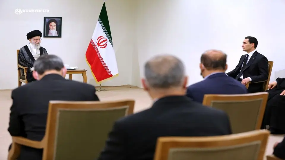 قائد الثورة یدعو لتفعیل دور لجنة التعاون المشترکة بین ایران وترکمانستان 