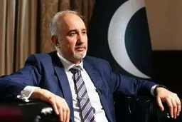  سفیر پاکستان خطاب به ایران و آمریکا: جنگ راه حل مشکلات منطقه‌ای نست / اسلام‌آباد آماده ارائه پیشنهاد برای مذاکرات است 