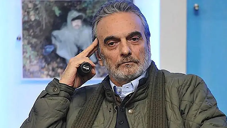 توضیحات خواهر همایون ارشادی درباره علت مرگ او و مراسم تشییع / متاستاز به همایون ارشادی رحم نکرد