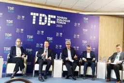 امید به توافق در سایه واقع‌گرایی دیپلماتیک