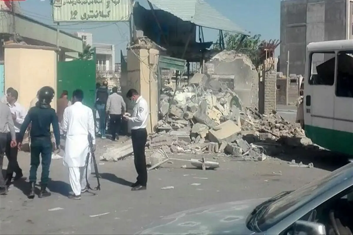 یک مامور نیروی انتظامی در حمله مسلحانه به کلانتری ۱۶ زاهدان به شهادت رسید

