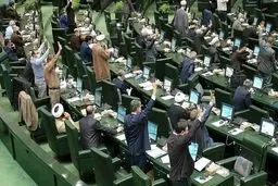 مصوبه مجلس مبنی بر کاهش خدمت سربازی با هدف انتخاباتی است