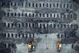 اعتراض نماینده پارلمان انگلیس به سانسور خبری قتل‌عام دختران دبستان میناب