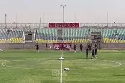 حضور تیوی بیفوما در تمرین پرسپولیس + ویدیو