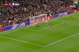 مهاجم برایتون دروازه خالی را به بیرون زد!