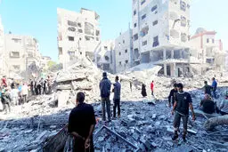 حملات گسترده به‌ غزه و تهدید حزب‌الله