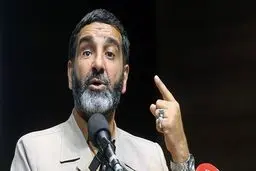 در مدارس و دانشگاه‌ها برای امام زمان یار بگیرید چون دوره امام عصر دارد شروع می‌شود

