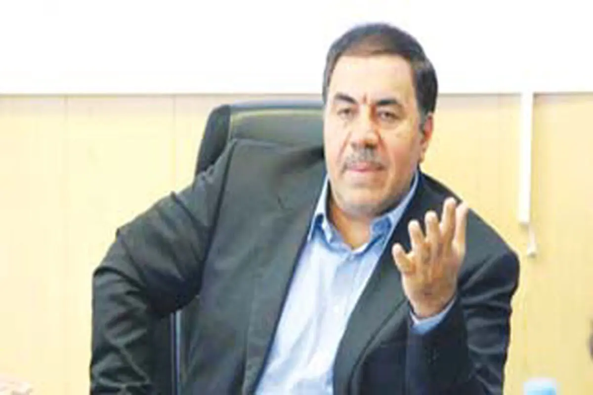 اخراج استادان دانشگاه سیاسی است