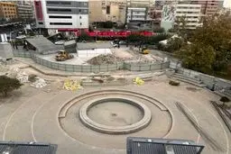 سکوی تخریب شده در ورودی متروی تئاتر شهر ربطی به میراث فرهنگی ندارد / در حال مرمت پله ها هستیم