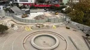 سکوی تخریب شده در ورودی متروی تئاتر شهر ربطی به میراث فرهنگی ندارد / در حال مرمت پله ها هستیم
