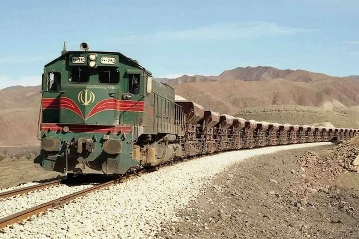 تردد قطارهای مسیر مشهد-تهران از سر گرفته شد