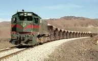 توقف قطار ساری به علت ریزش سنگ در خط ریلی سوادکوه