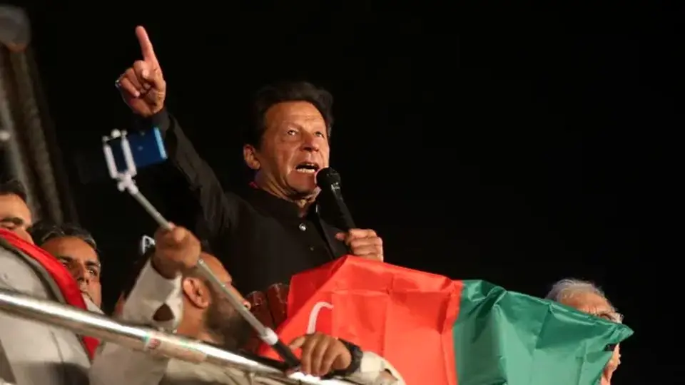 Pakistan ‘inches away’ from civil unrest after ousting of Khan