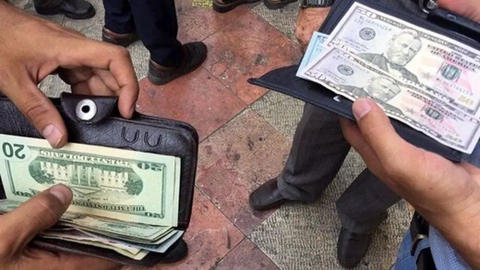 بزرگترین باند سرقت دلار در تهران منهدم شد