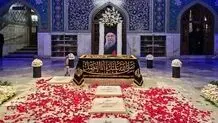 مراسم چهلم تدفین رهبر شهید در حرم امام رضا(ع) برگزار شد
