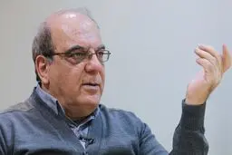ایجاد تونل انسانی در راهروهای مترو برای عبور زنان، خشم و نفرت را افزایش می‌دهد
