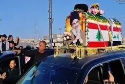 با حجاب و بی‌حجاب در مراسم تشییع پیکر سیدحسن نصرالله/ ویدیو