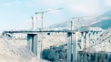 نمادها را می‌زنند تا حافظه ایران را هدف بگیرند