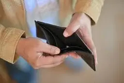 افزایش مزد یا مدیریت فقر؟

