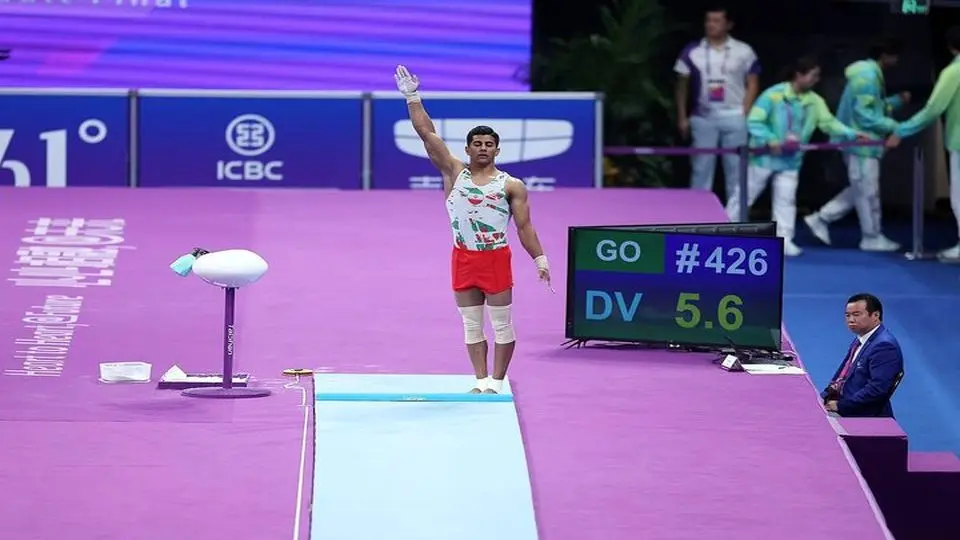 لاعب الجمباز الإیرانی "ألفتی" یحجز مکانه فی دورة الألعاب الأولمبیة 2024