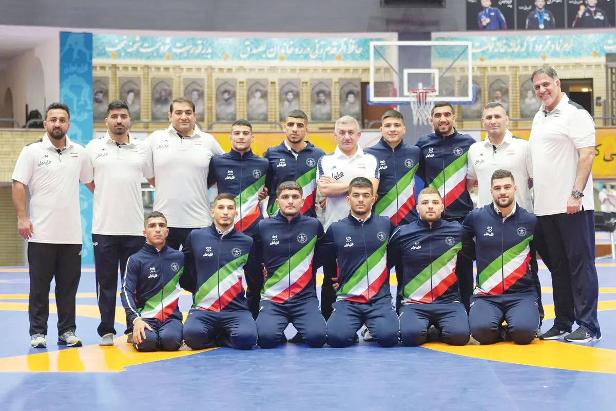 تیم کشتی آزاد جوانان ایران  قهرمان آسیا شد


