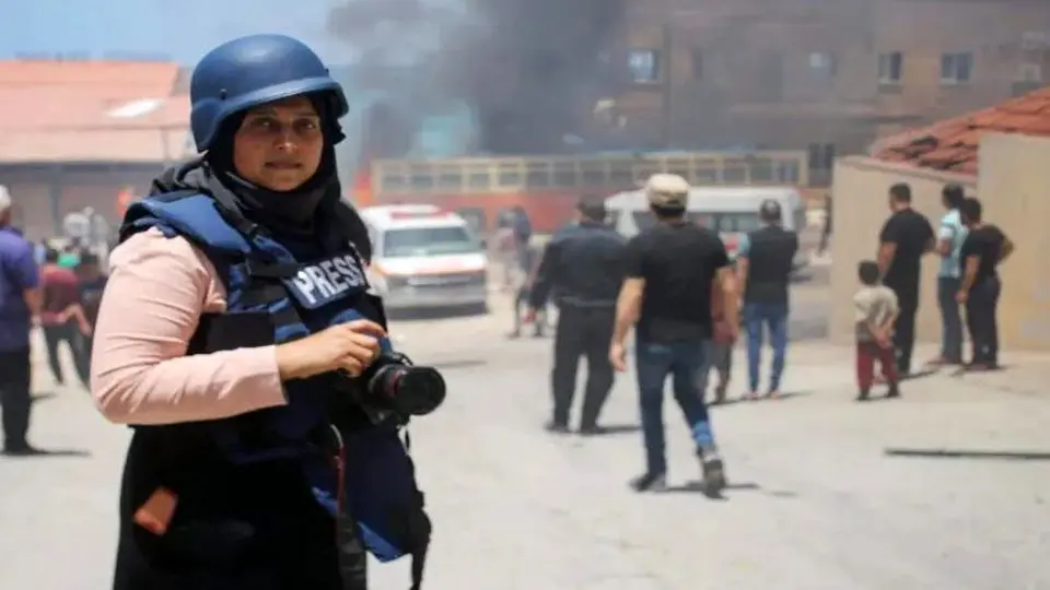 جمعیة المصورین الصحفیین فی إیران : ننحنی اجلالا للزملاء الذین یواجهون الموت لتوثیق الحقیقة