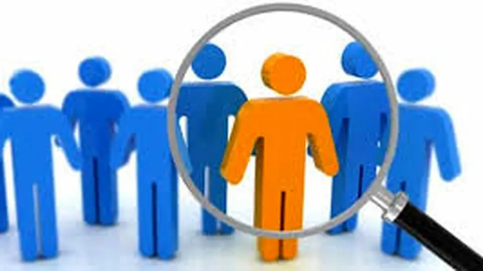 نهال کجِ بیاعتمادی