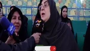 سوال از فاطمه مهاجرانی؛ آبی یا قرمز؟