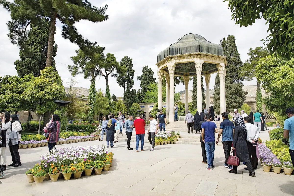 سقوط آزاد گردشگری فارس
