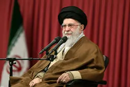 قائد الثورة: توهم أمریکا والکیان الصهیونی لانتهاء المقاومة هو خطأ بالکامل