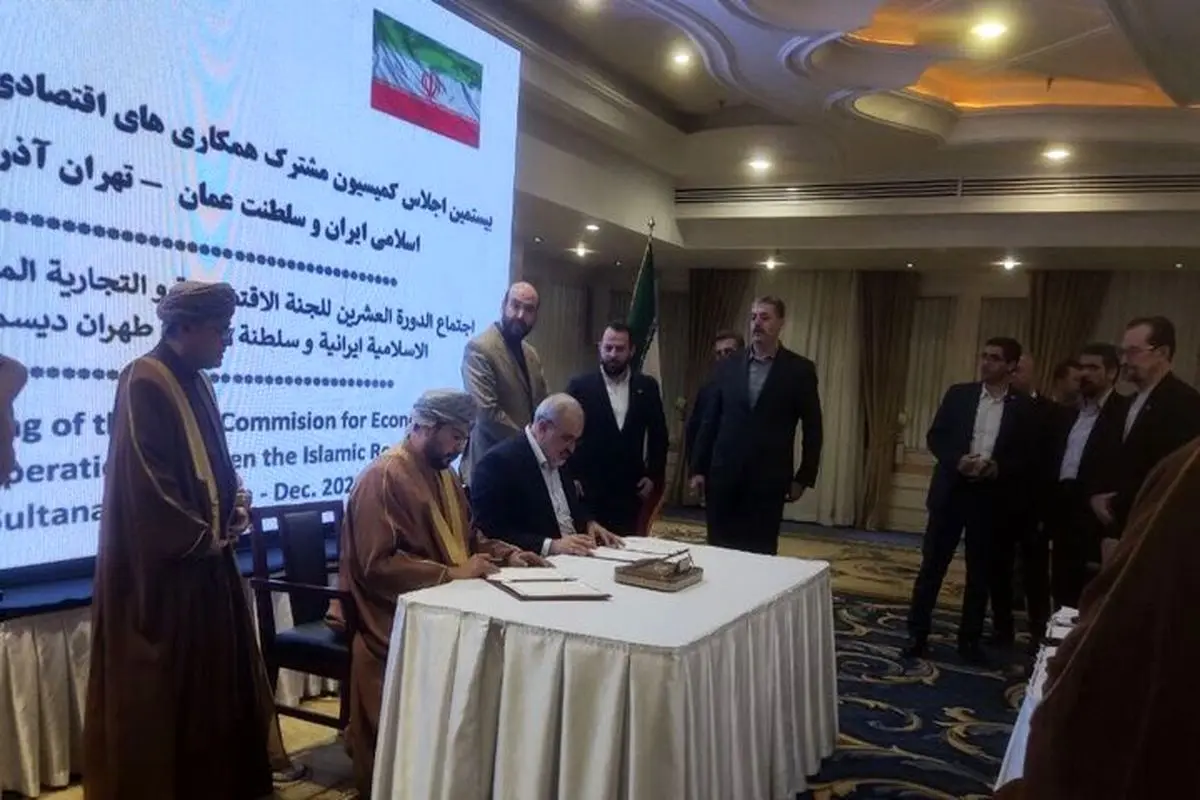 Iran, Oman call for using nat’l currencies in mutual trade