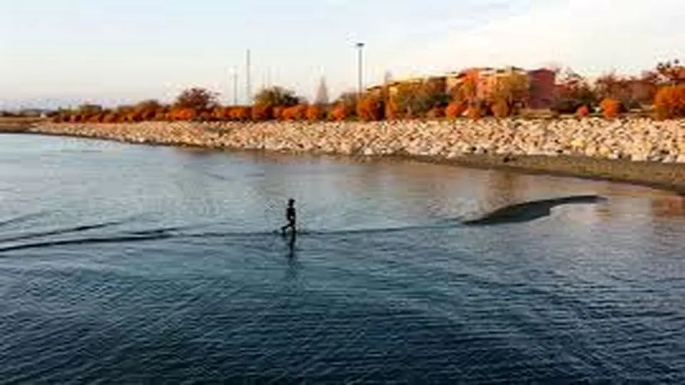 خشک‌سالی باعث کشف جاده باستانی شد

