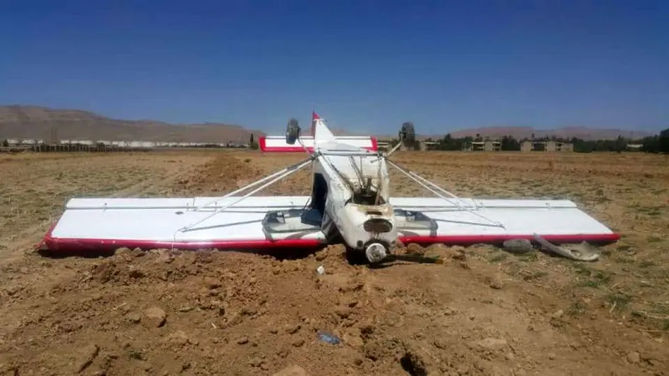 سقوط یک هواپیمای فوق سبک با 2 مصدوم در استان فارس