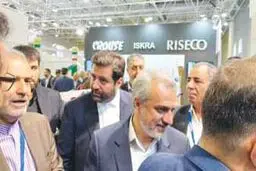 وزیر صمت از غرفه شرکت کروز، رایزکو و ایسکرا در نمایشگاه خودروی مسکو بازدید کرد

